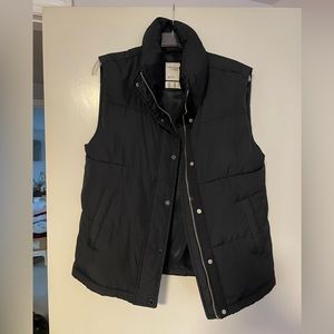 Abercrombie Women’s Puffer Vest